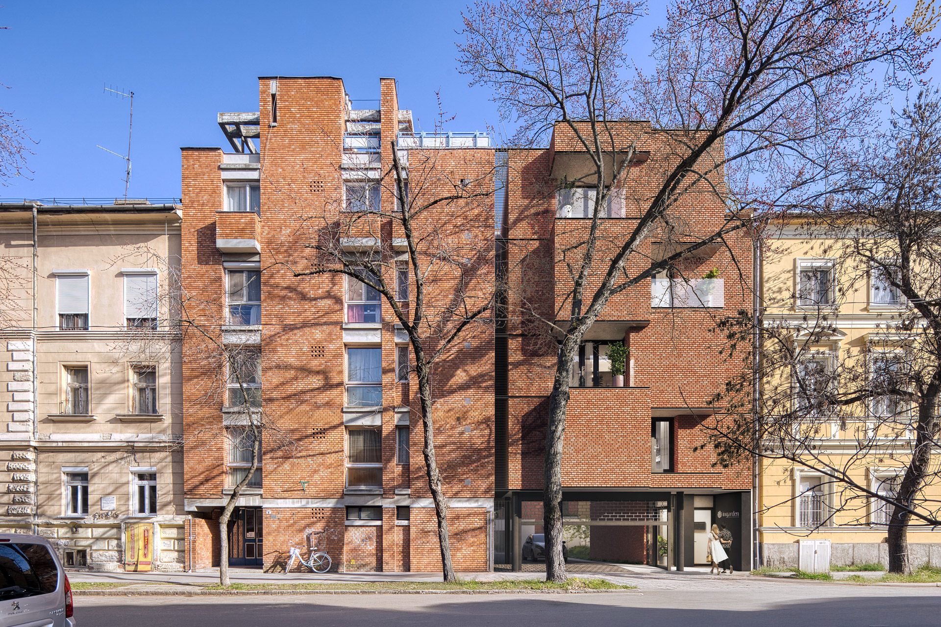 02-inszeged-ingarden-szeged-tarsashaz